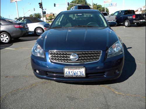 Nissan Altima 2006 photo 1