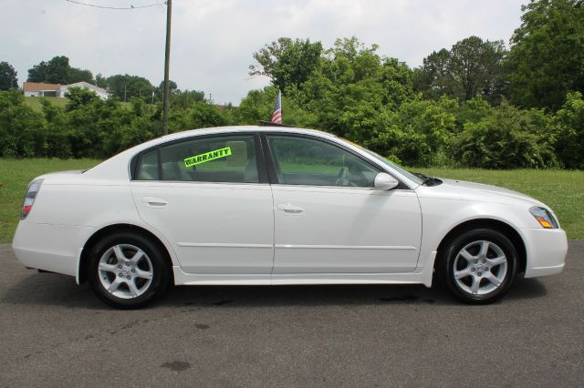 Nissan Altima 2006 photo 26