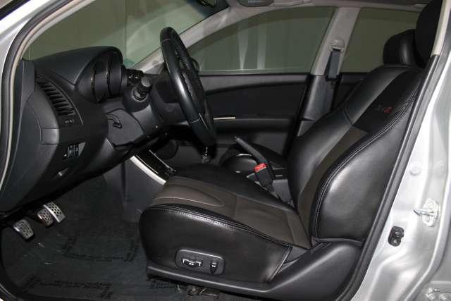 Nissan Altima Front-wheel Drive LT W/2lt Sedan