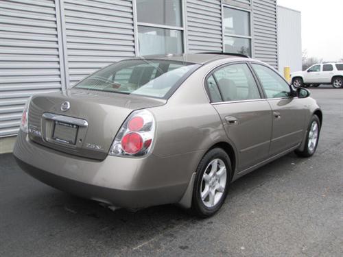 Nissan Altima 2006 photo 2