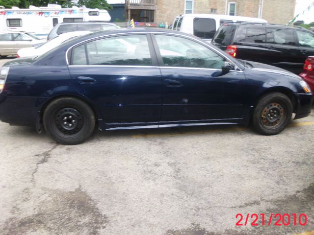 Nissan Altima Unknown Sedan