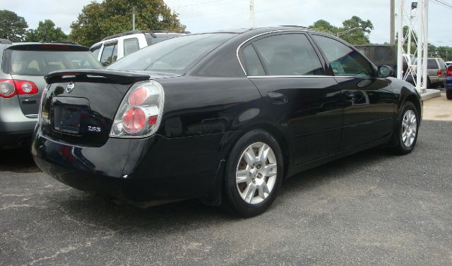 Nissan Altima 2006 photo 1