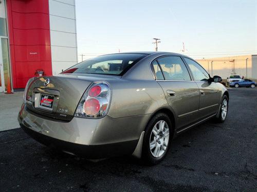 Nissan Altima 2006 photo 2