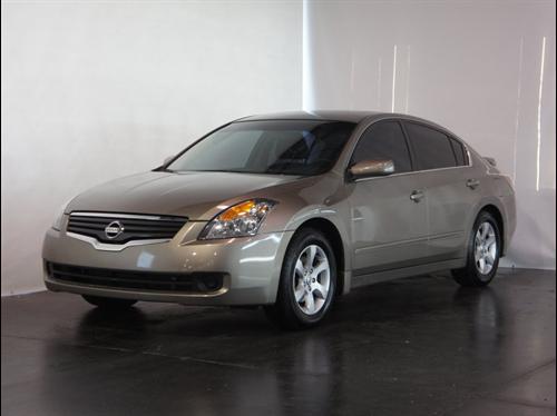 Nissan Altima 2007 photo 4
