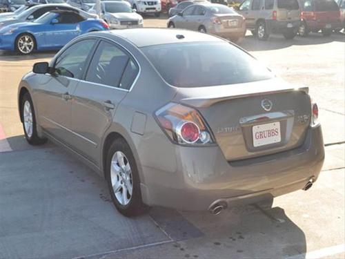 Nissan Altima 2007 photo 4