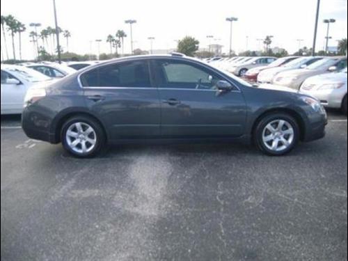 Nissan Altima Pickupslt Quad Cab SWB 4WD 4x4 Truck Other