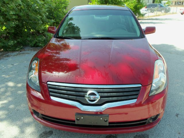 Nissan Altima Pickupslt Quad Cab SWB 4WD 4x4 Truck Sedan