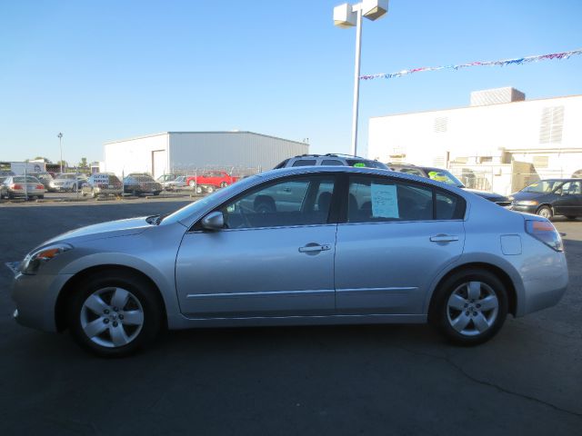Nissan Altima 2007 photo 4