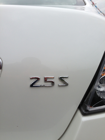 Nissan Altima Pickupslt Quad Cab SWB 4WD 4x4 Truck Sedan