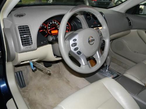 Nissan Altima Pickupslt Quad Cab SWB 4WD 4x4 Truck Other