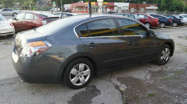 Nissan Altima 2007 photo 2