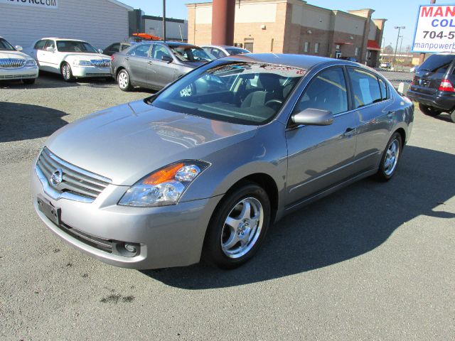 Nissan Altima 2007 photo 1