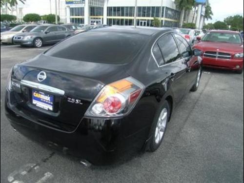 Nissan Altima 2007 photo 4