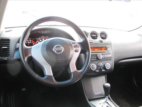 Nissan Altima Pickupslt Quad Cab SWB 4WD 4x4 Truck Other