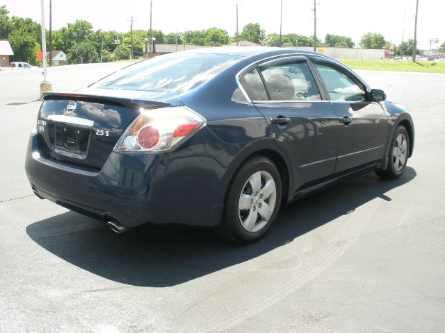 Nissan Altima 2007 photo 2
