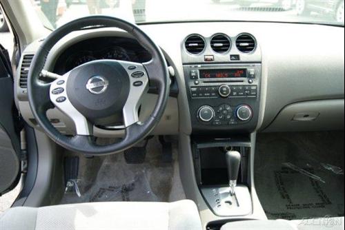 Nissan Altima 2007 photo 1