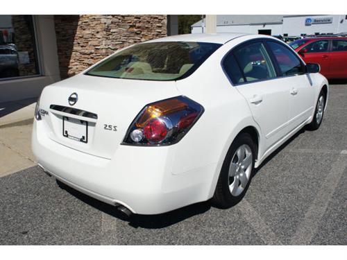 Nissan Altima 2007 photo 2