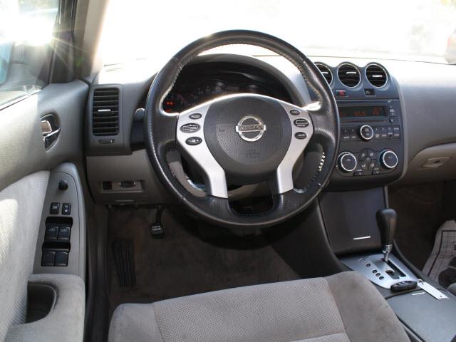 Nissan Altima 2007 photo 4