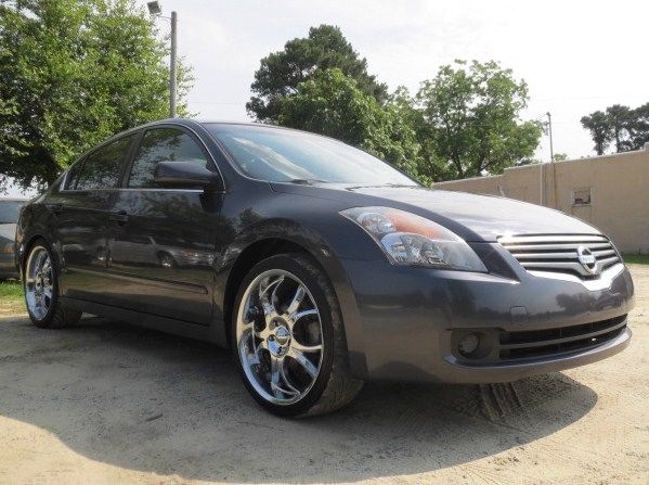 Nissan Altima 2007 photo 2