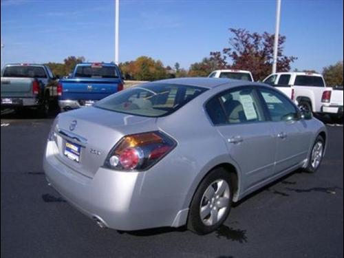 Nissan Altima 2007 photo 2