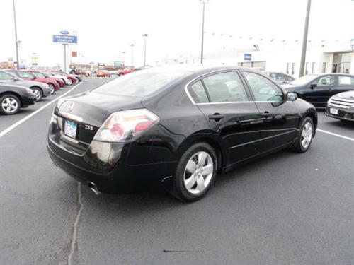 Nissan Altima 2007 photo 1