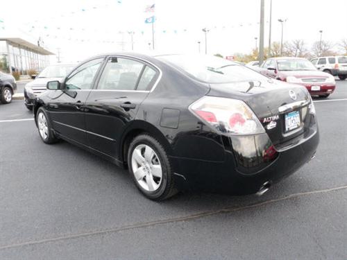 Nissan Altima 2007 photo 2