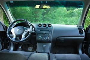 Nissan Altima Pickupslt Quad Cab SWB 4WD 4x4 Truck Sedan