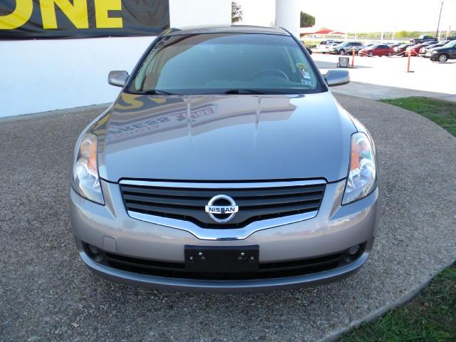 Nissan Altima 2008 photo 1