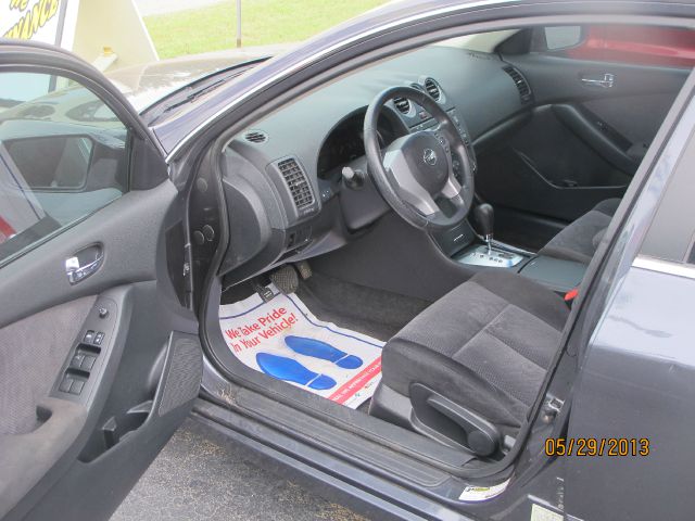 Nissan Altima 2008 photo 2