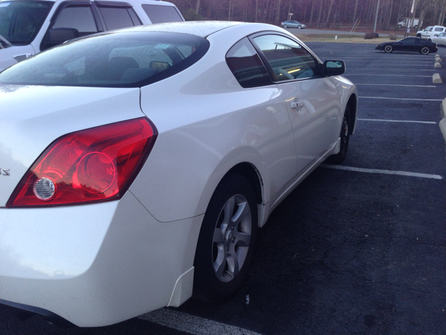 Nissan Altima 2008 photo 1