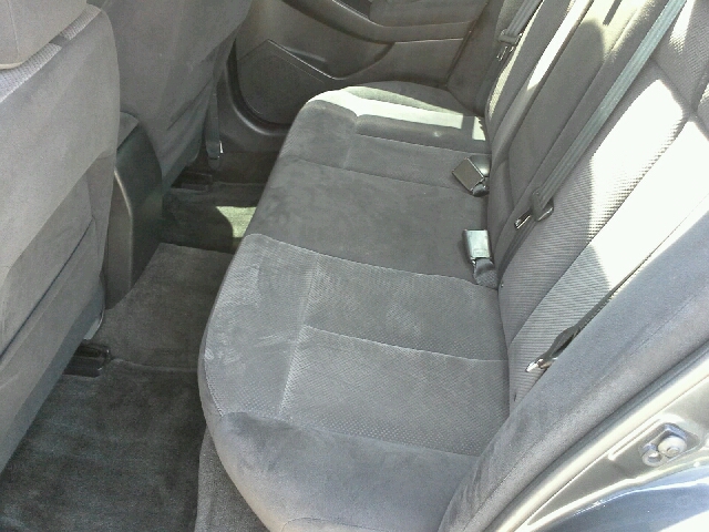 Nissan Altima Pickupslt Quad Cab SWB 4WD 4x4 Truck Sedan