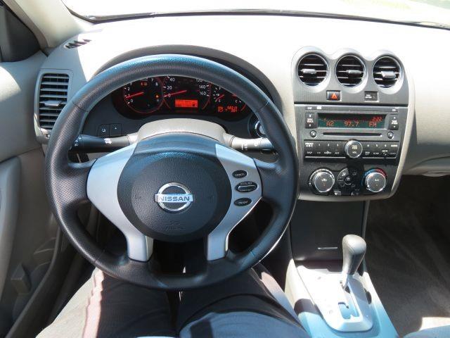 Nissan Altima 2008 photo 1