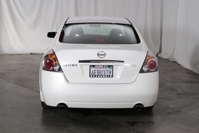 Nissan Altima 2008 photo 2