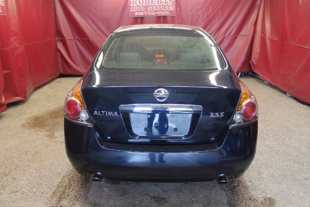 Nissan Altima 2008 photo 4
