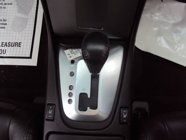 Nissan Altima Pickupslt Quad Cab SWB 4WD 4x4 Truck Sedan