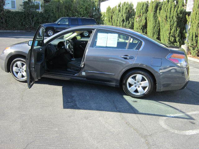 Nissan Altima 2008 photo 1