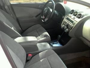 Nissan Altima LE Sedan
