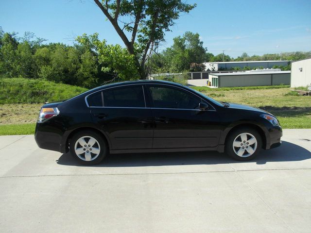 Nissan Altima 2008 photo 4
