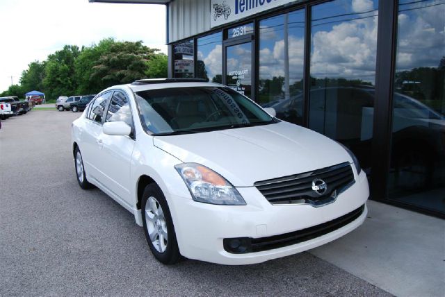 Nissan Altima 2008 photo 2