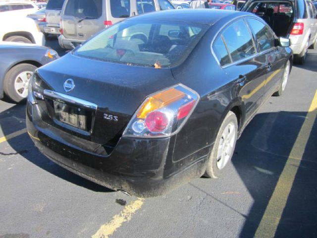 Nissan Altima 2008 photo 2