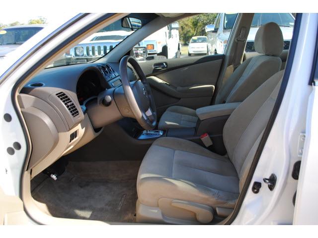 Nissan Altima 2008 photo 4
