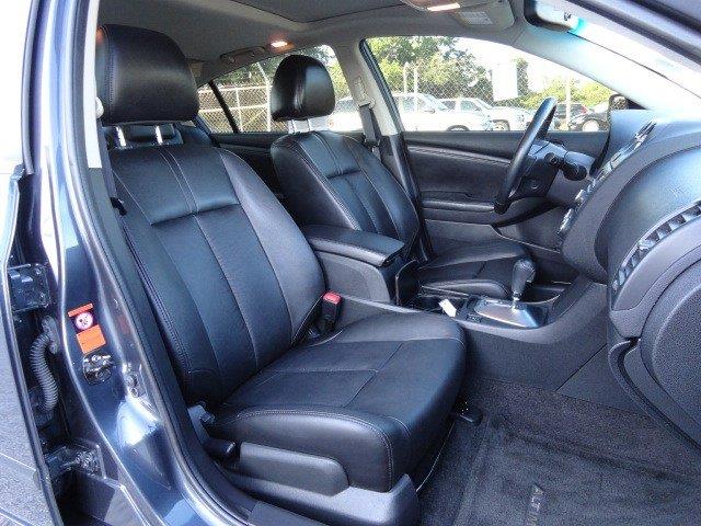 Nissan Altima 2008 photo 12