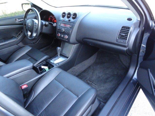Nissan Altima 2008 photo 16