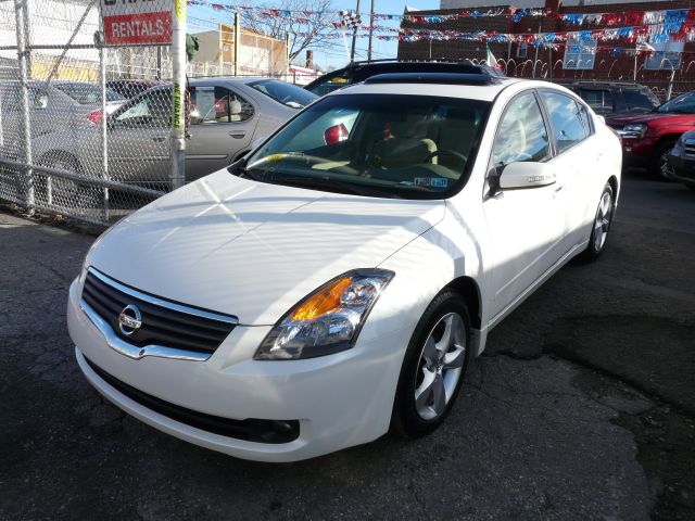 Nissan Altima 2008 photo 1
