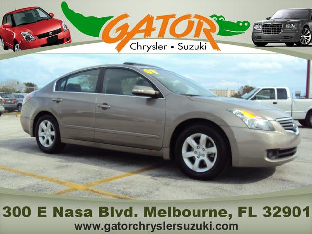 Nissan Altima LS S Sedan