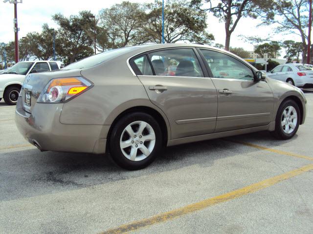 Nissan Altima 2008 photo 2
