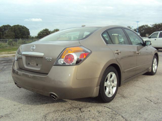 Nissan Altima 2008 photo 2