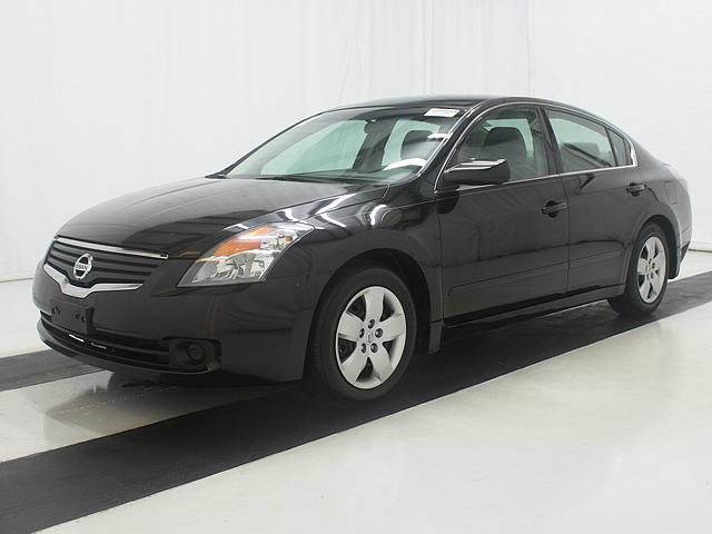Nissan Altima Pickupslt Quad Cab SWB 4WD 4x4 Truck Sedan