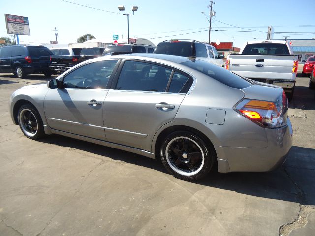 Nissan Altima 2008 photo 2