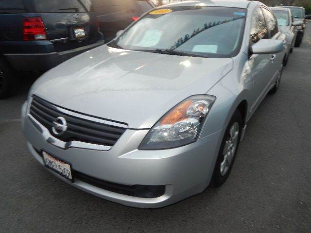 Nissan Altima 2008 photo 2